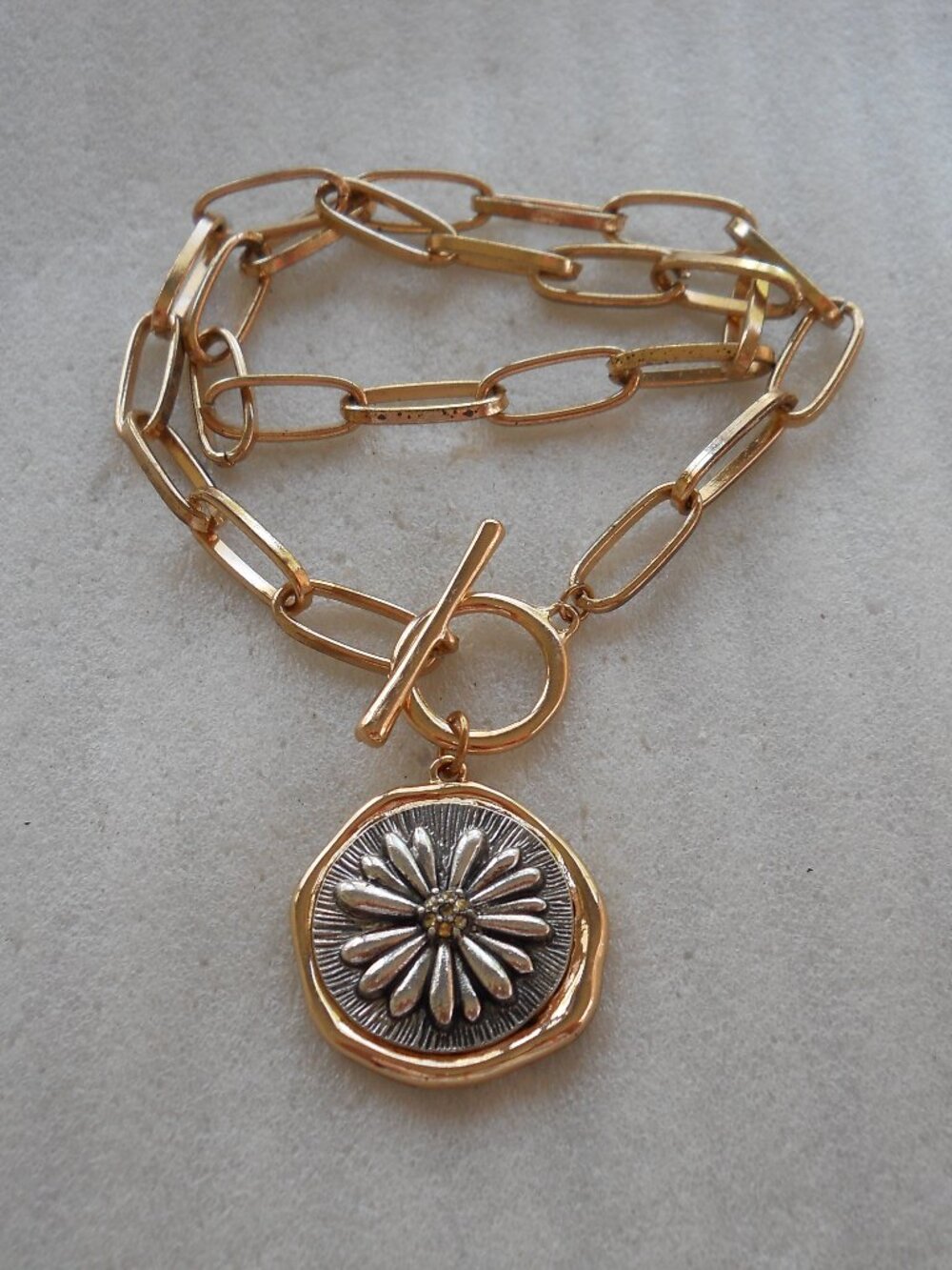 *SALE*    Sunflower Pendant Necklace   1125